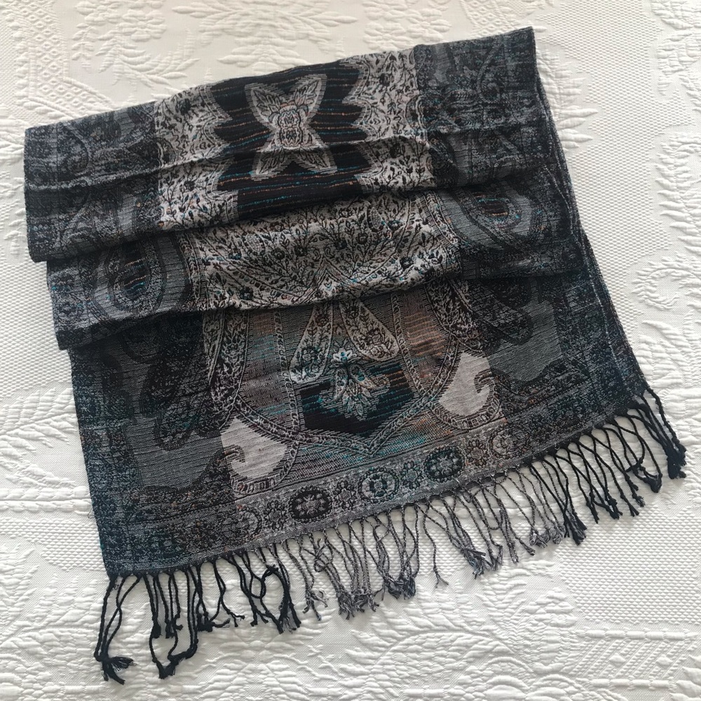 Tapestry Scarf